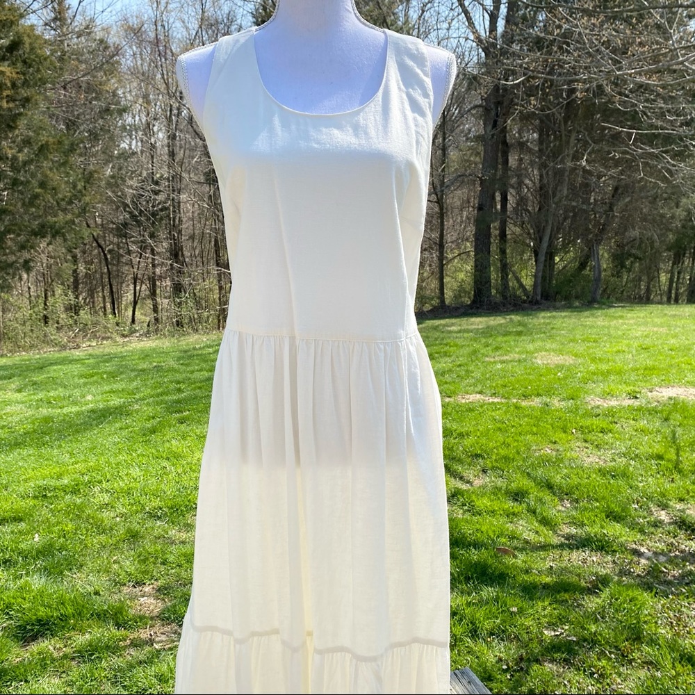 Tahari cream linen blend tired midi dress 10
